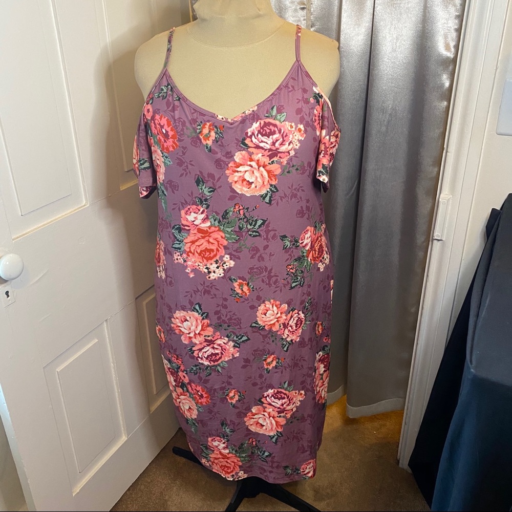 ✨derek heart mauve floral cold shoulder dress✨